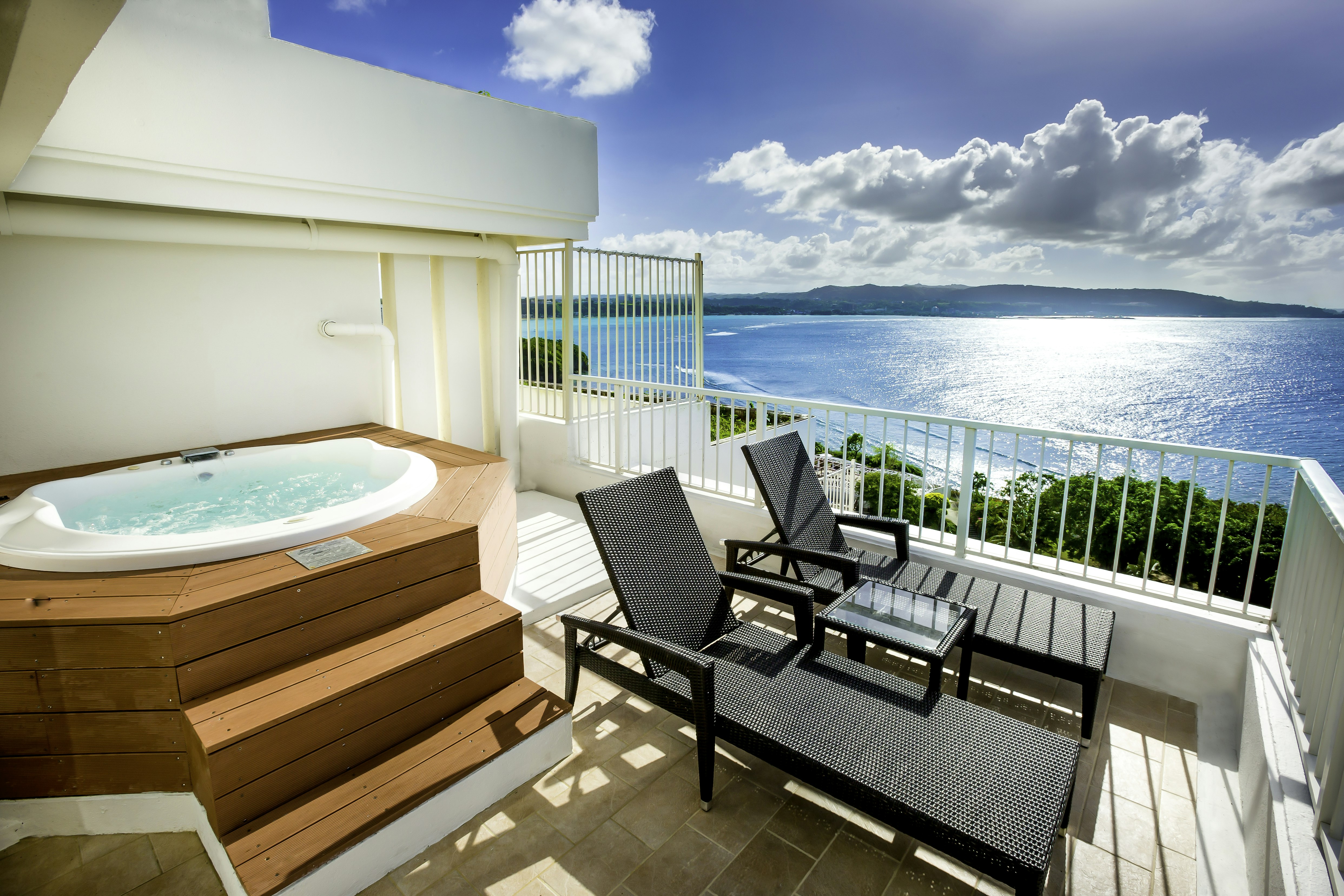 RIHGA Royal Laguna Guam Resort 25/50