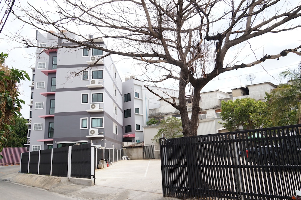 Ma Non Nont Hotel & Apartment 6/61