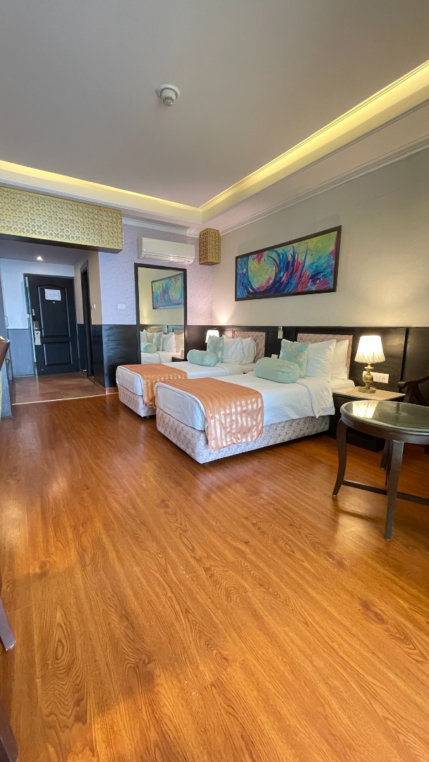 Deluxe, Twin Beds, Valley View, Terrace