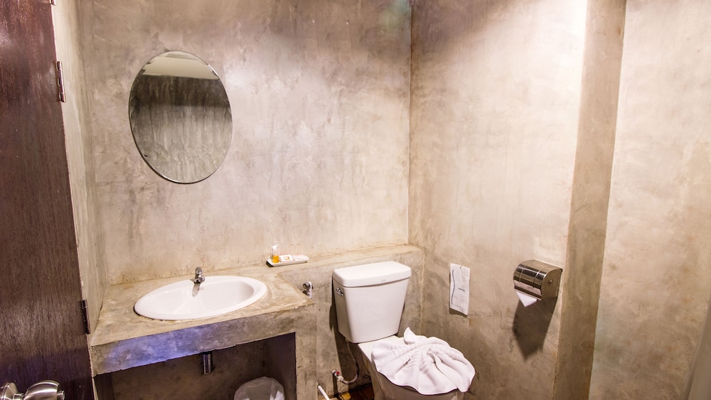 B2 Mahidol Boutique & Budget Hotel 14/42