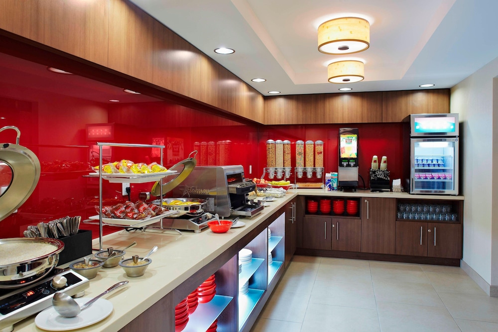 TownePlace Suites by Marriott Mississauga – Airport Corporate Centre 10/63
