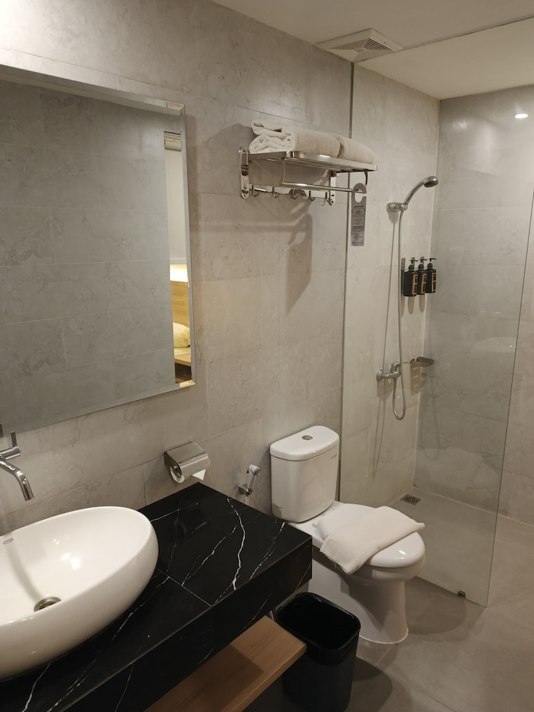 Azana Style Hotel Tulungagung 50/50