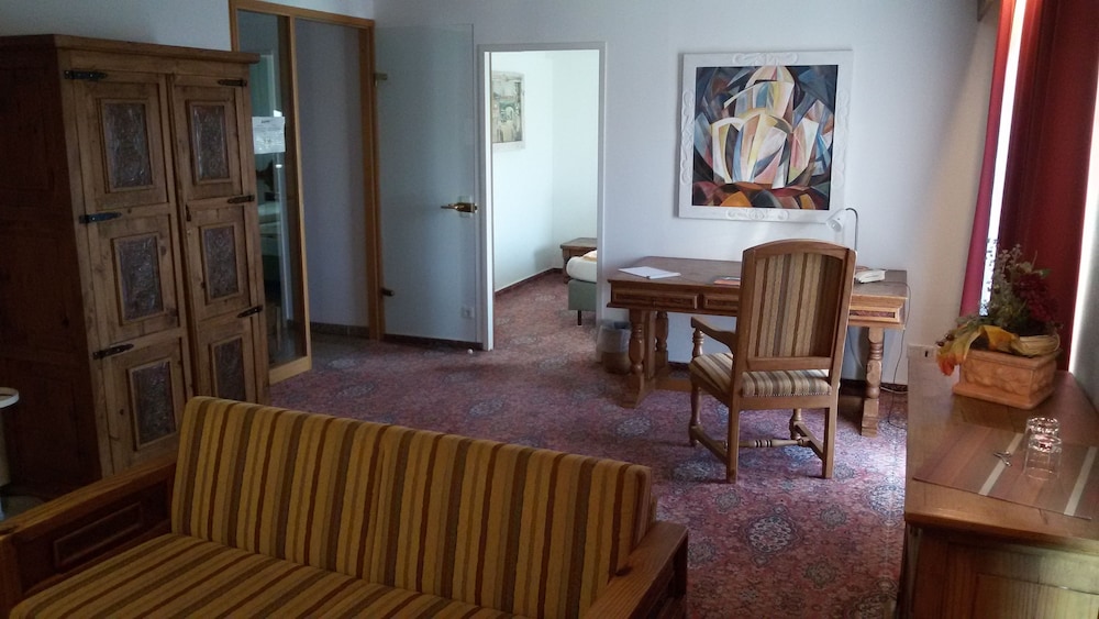 Solitaire Hotel Boardinghouse Berlin 36/65