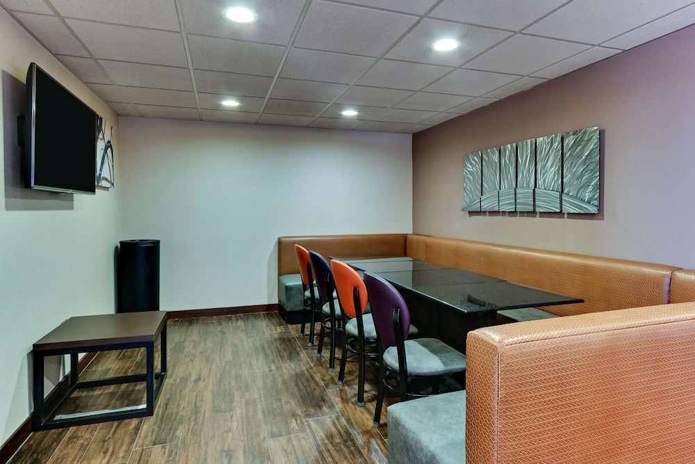 Drury Plaza Hotel San Antonio Airport 42/50