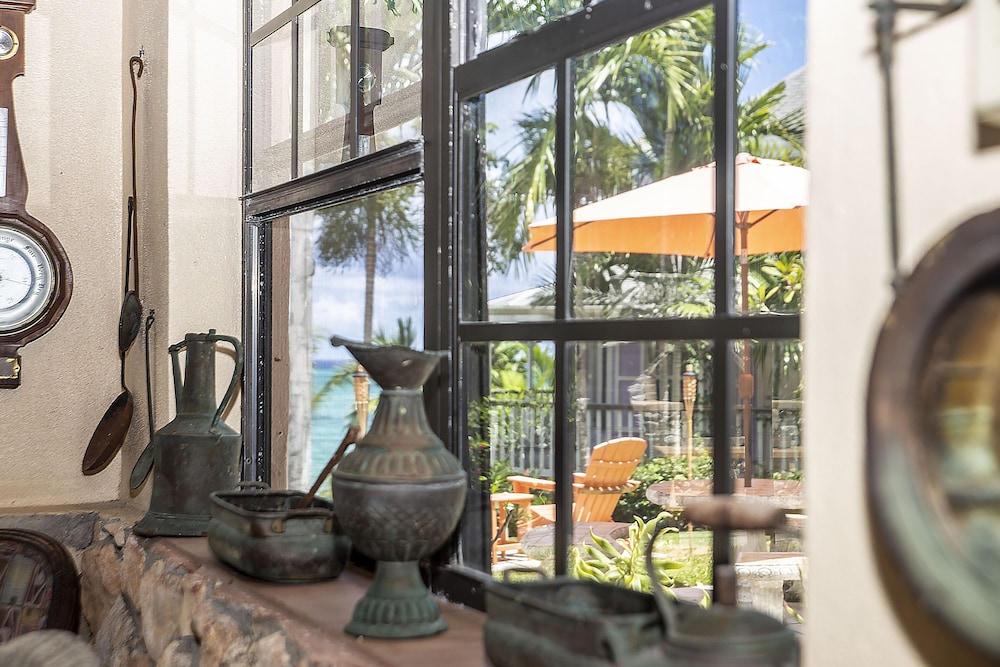 Orange Hill Beach Inn 29/60