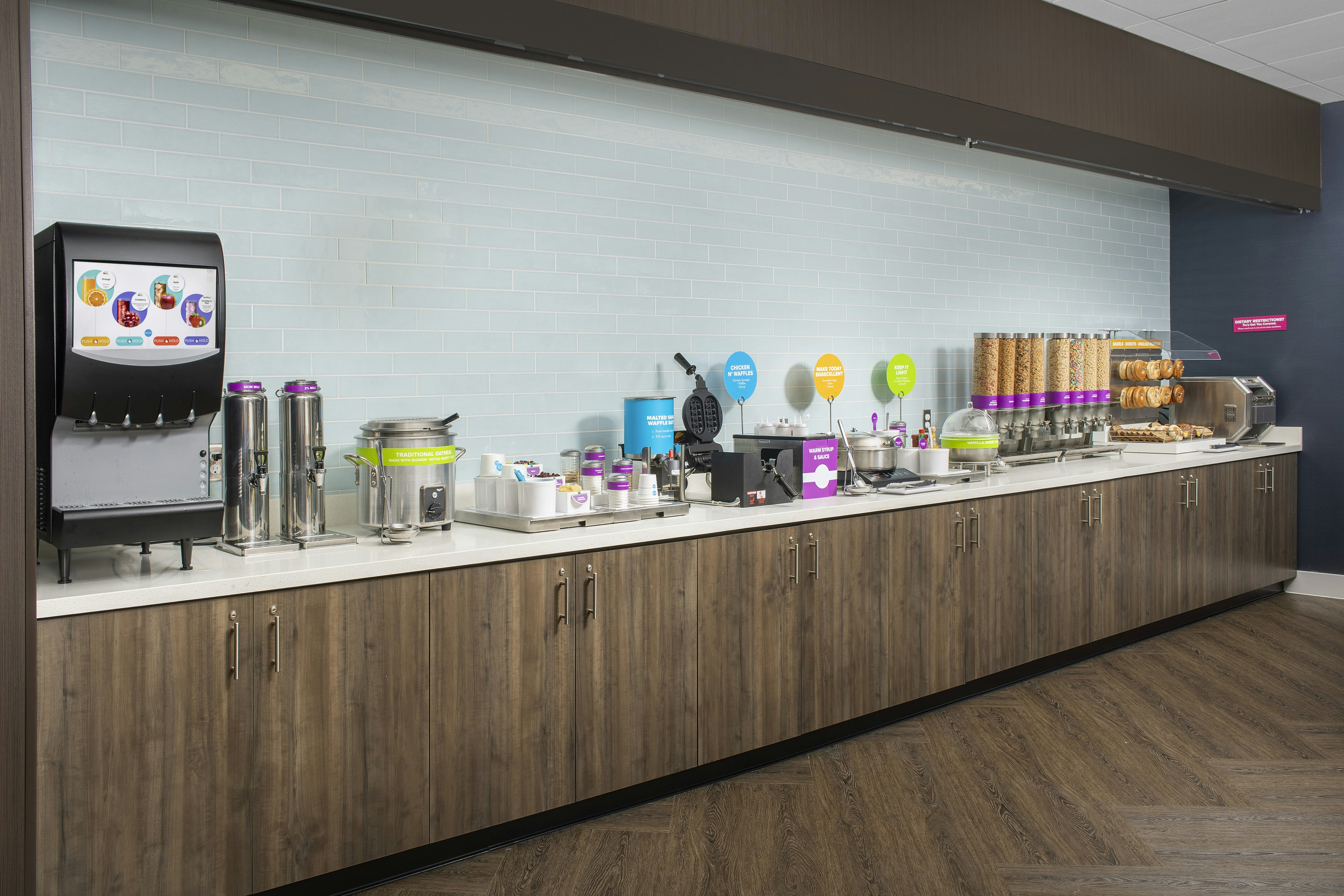 Tru By Hilton Denver Airport Tower Road photo4