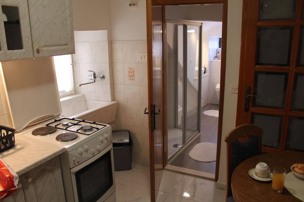 Apartments Nerio 49/49