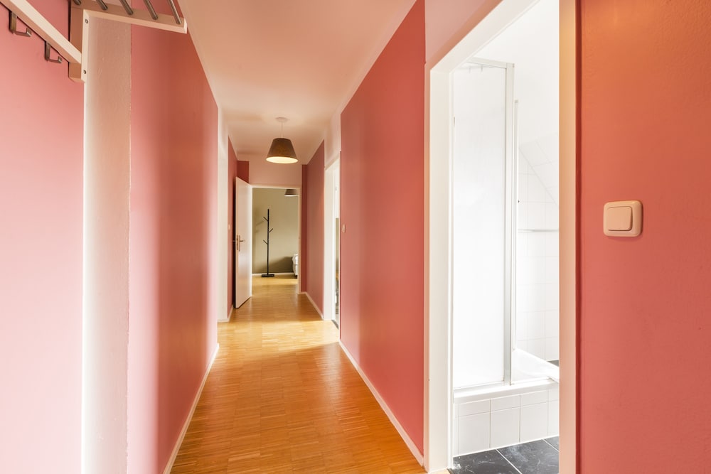 Five Reasons Hotel and Hostel 22/50