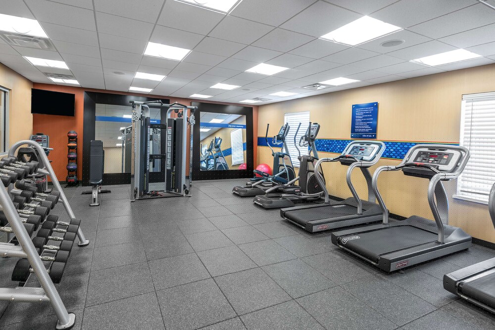 Hampton Inn Suites San Antonio Brooks City Base Tx 18/37