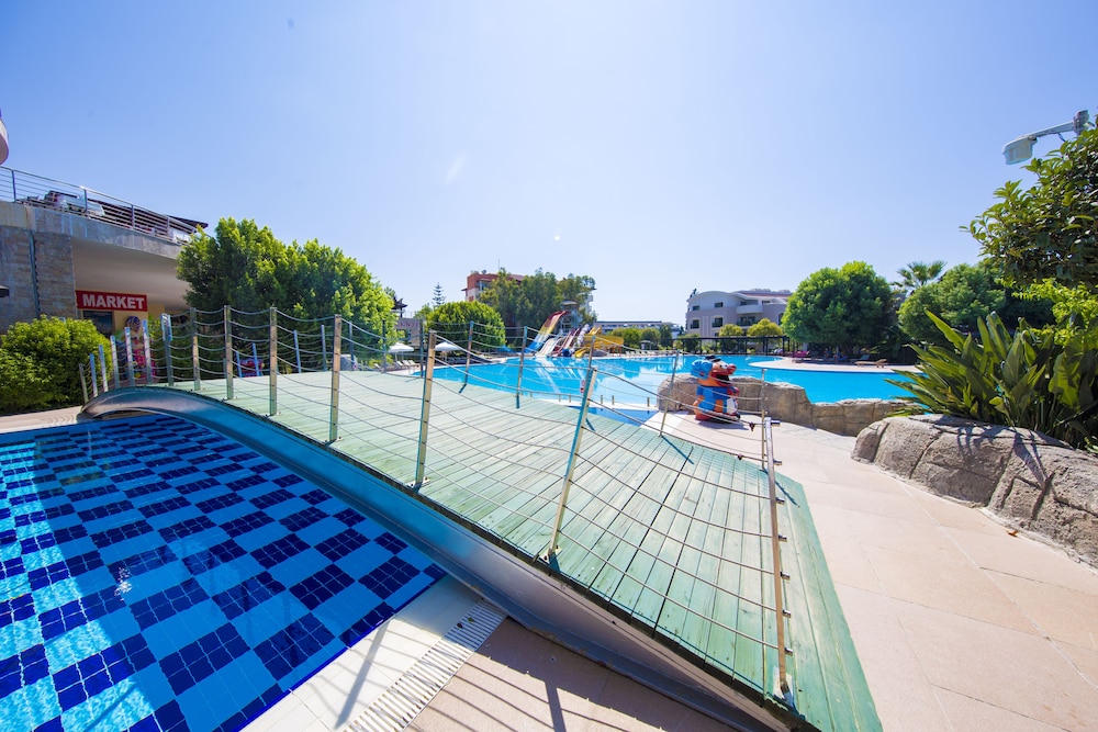 Horus Paradise Luxury Resort 38/50