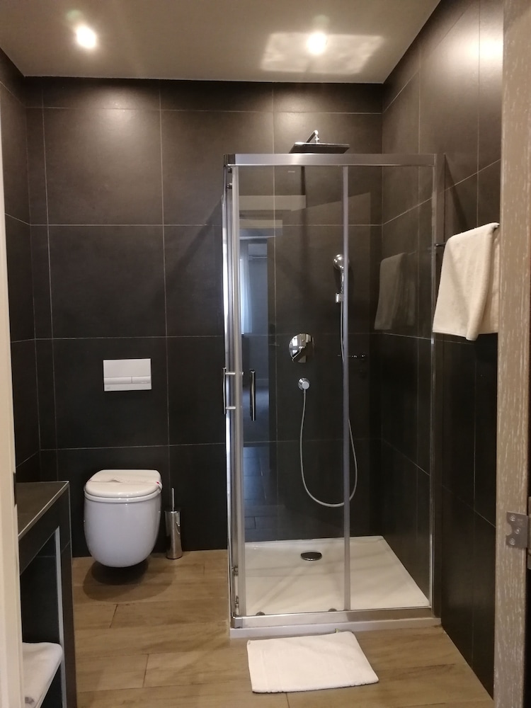 Hotel Ideja 41/43