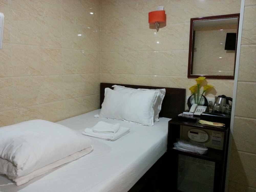 Joyous Guest House 38/62