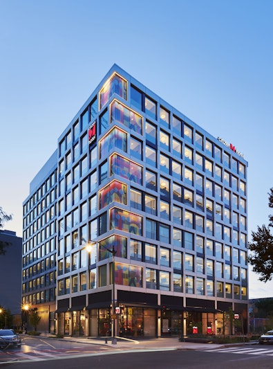 citizenM Washington DC NoMa 6/39
