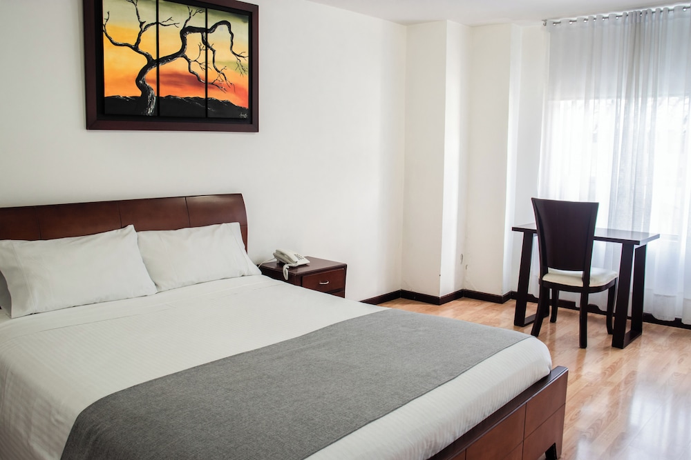 غرفة بسرير كوين، Nogal Suite Hotel Pasto 3/10