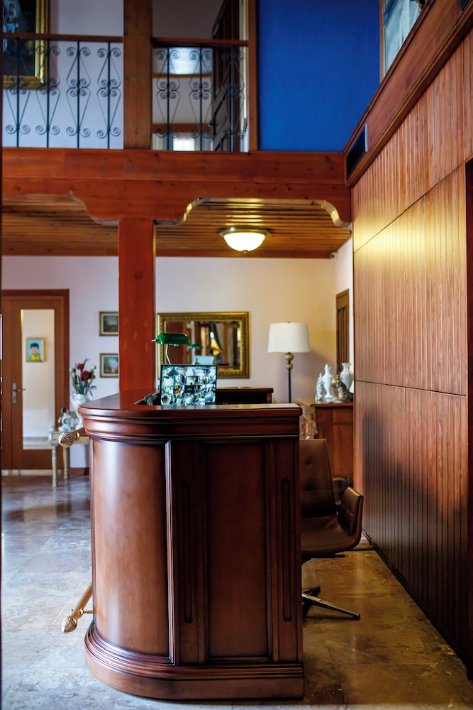 Bosnali Hotel 14/75