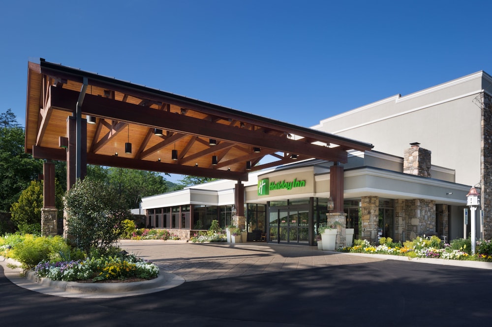 Holiday Inn Biltmore East 1/61