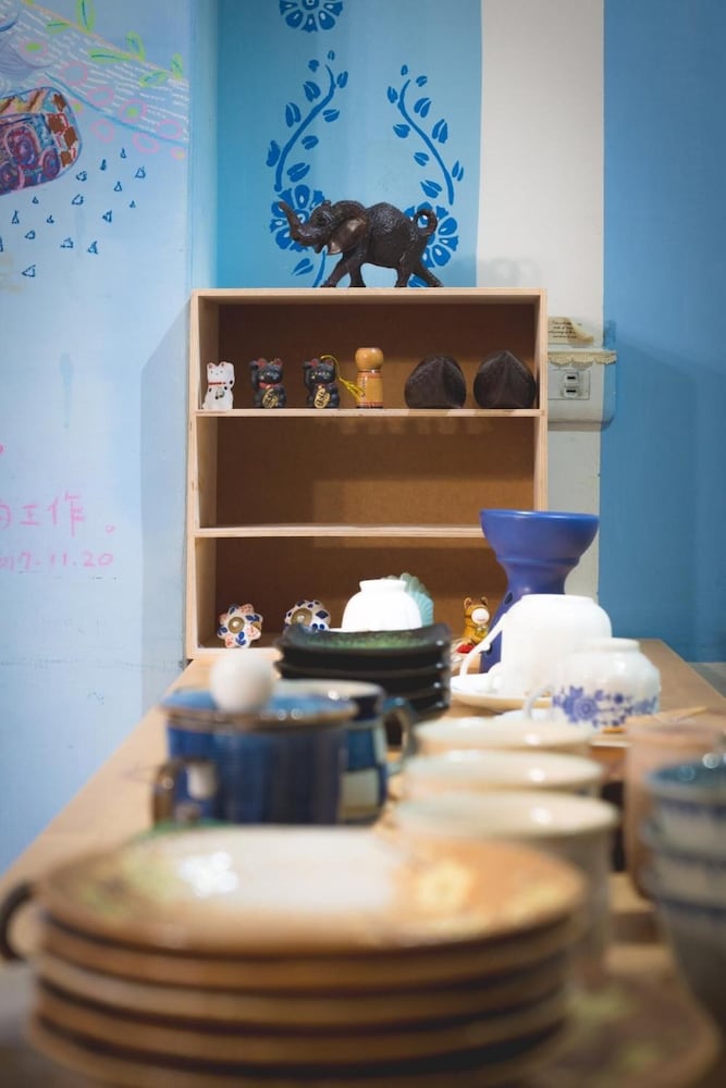 Fish Hostel 10/50