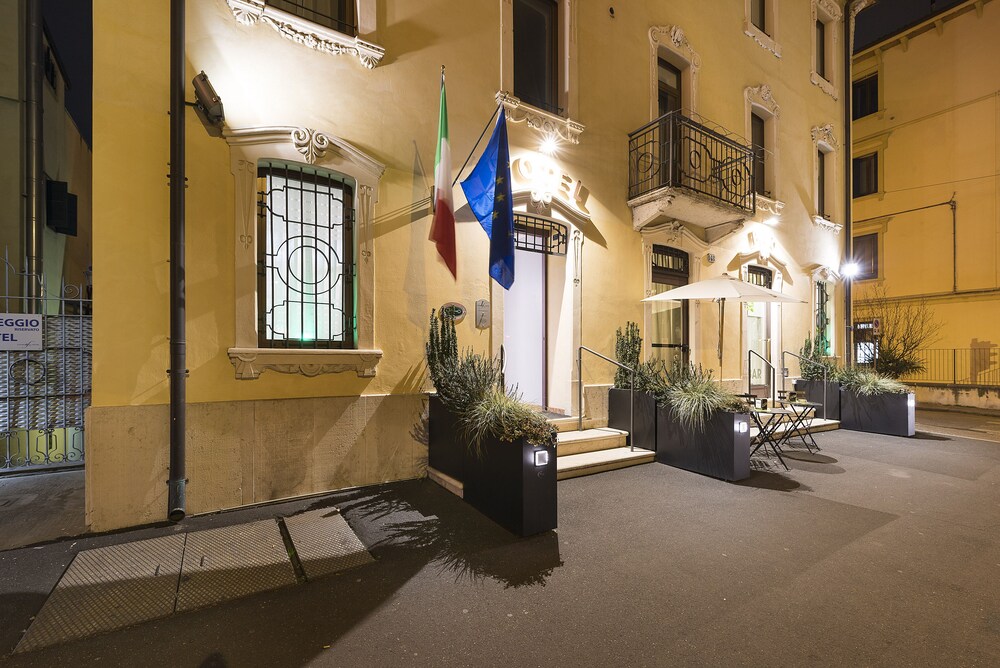 Albergo Fontana 47/71