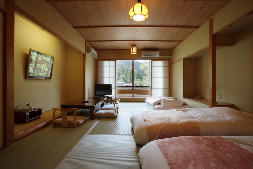 Yudukushi Salon Ichinobo 6/50