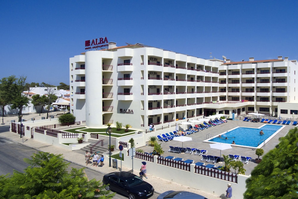 Alba Hotel 3/50