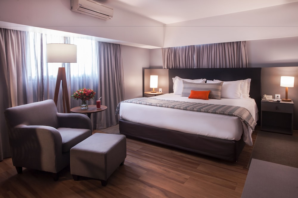 PREMIUM, KING BED