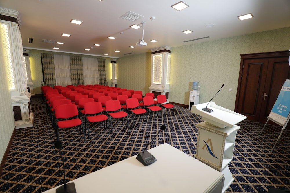 Alis Hotel Baku 31/37