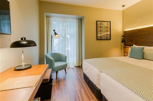 Room, Single, Double Bed
