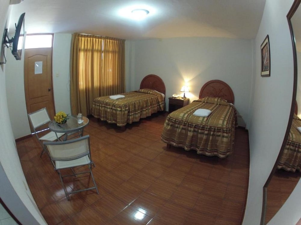 Hotel Alegria Nasca 16/21