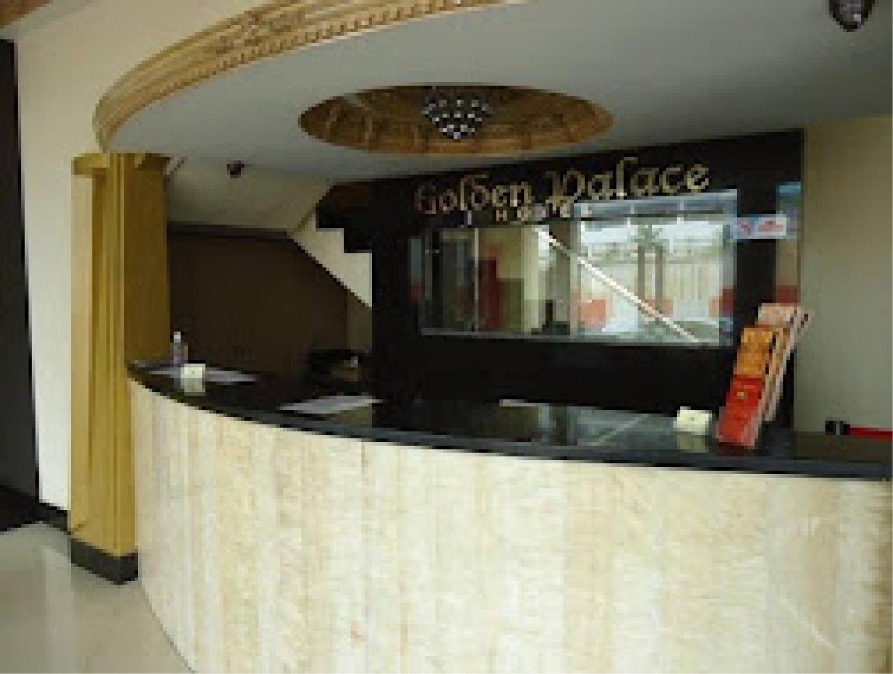 Oyo 108 Golden Palace Hotel 9/50