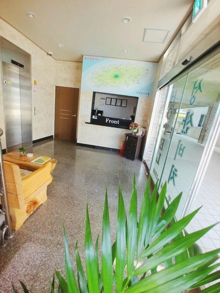 Sungsan Beach Hotel 11/38