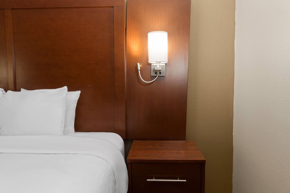 Wingate by Wyndham College Station TX 28/58