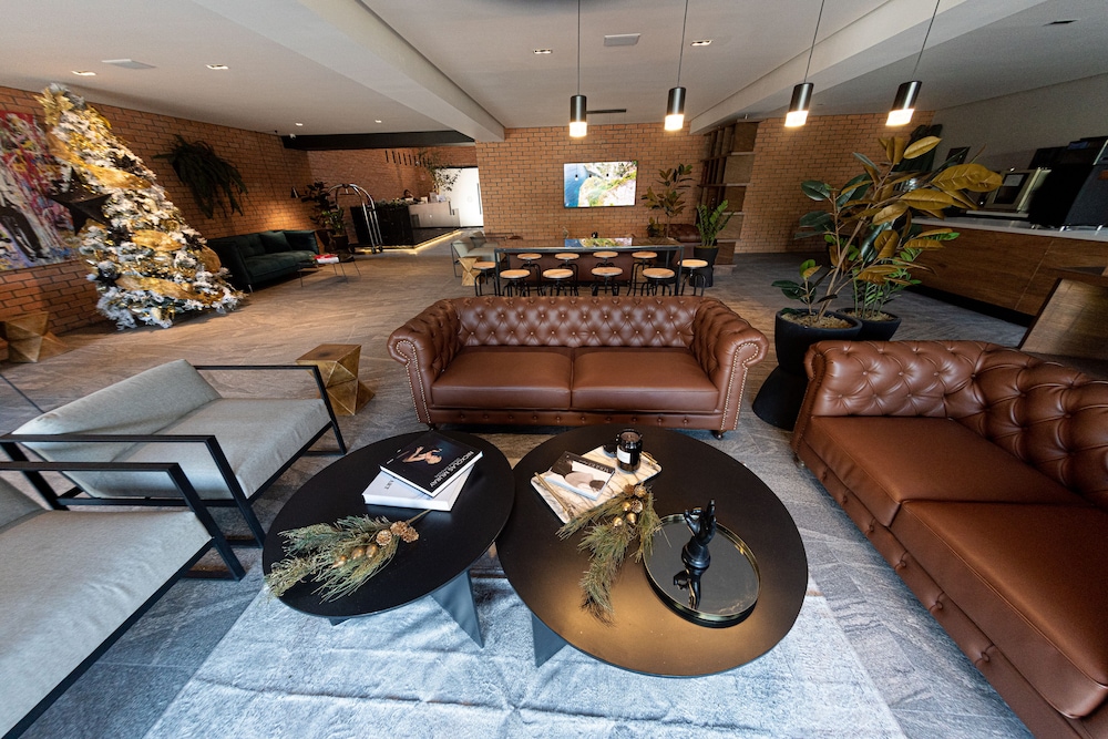 Fulton Business Luxury Hotel 24/49