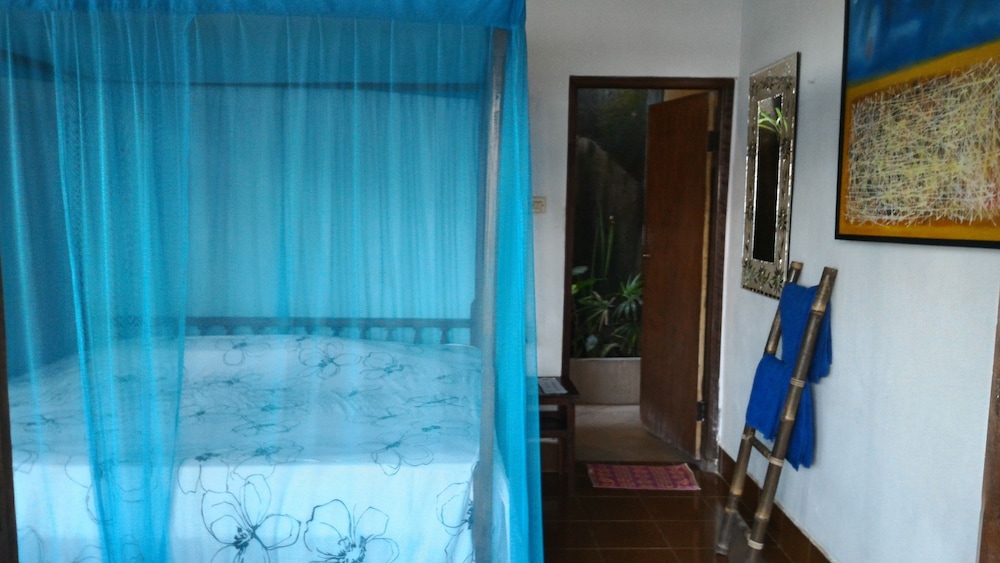 Amarta Beach Cottages 17/38