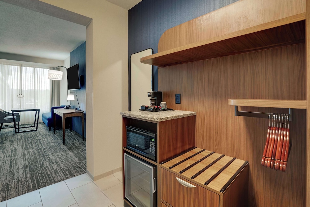 Drury Plaza Hotel Chattanooga Hamilton Place 6/50