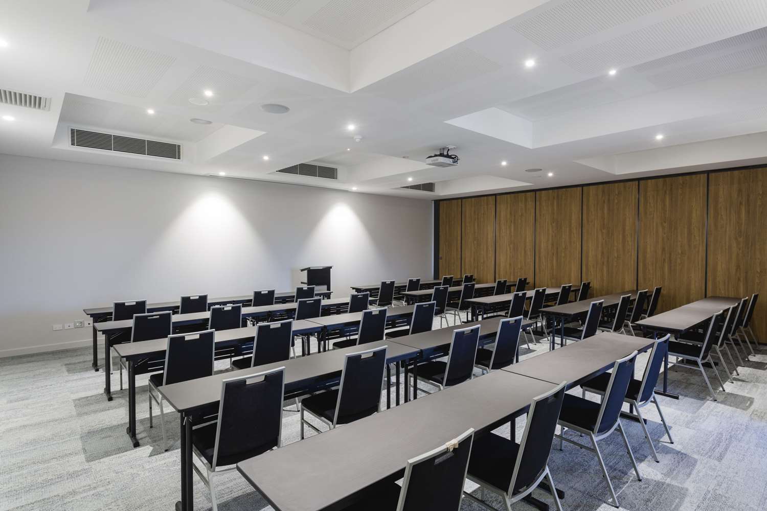 Ingot Hotel Perth, Ascend Hotel Collection 11/16