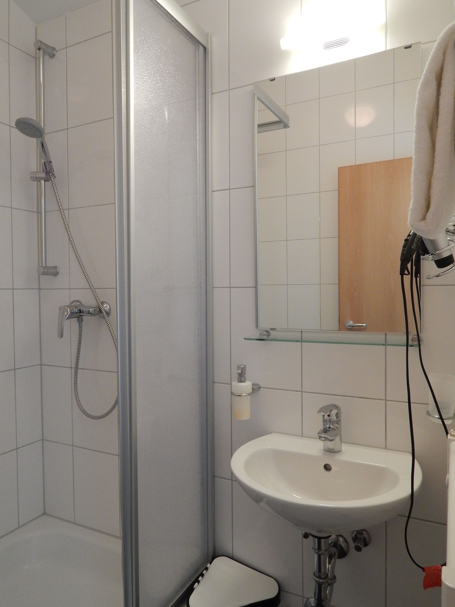 غرفة مفردة، Hotel Andra 11/14
