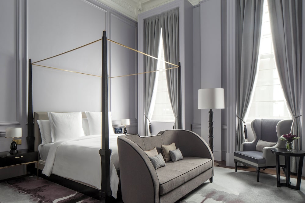 HERITAGE, TRINITY, SUITE, KING BED
