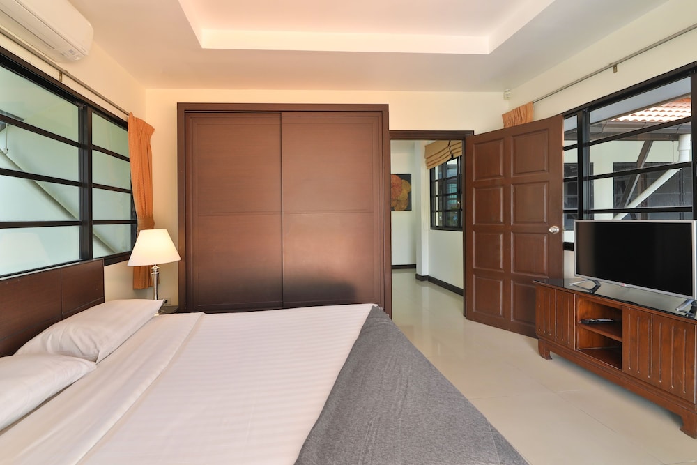 3 BEDROOMS, VILLA, PRIVATE POOL