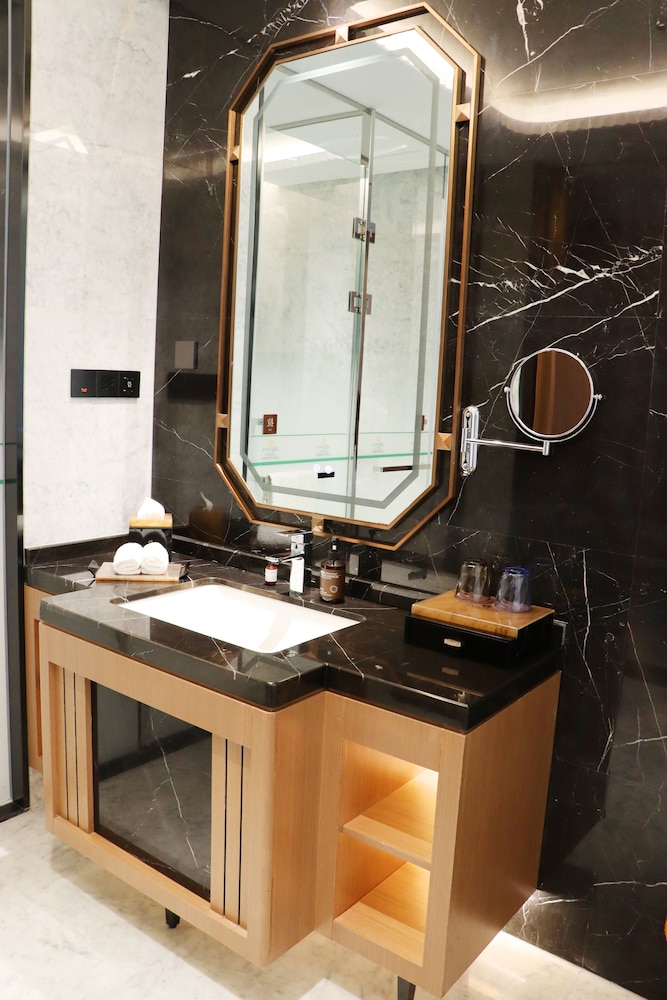La Quinta by Wyndham Weifang South 50/50