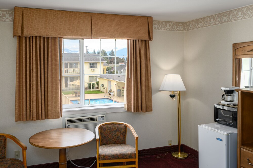 Three Rivers Inn 36/47