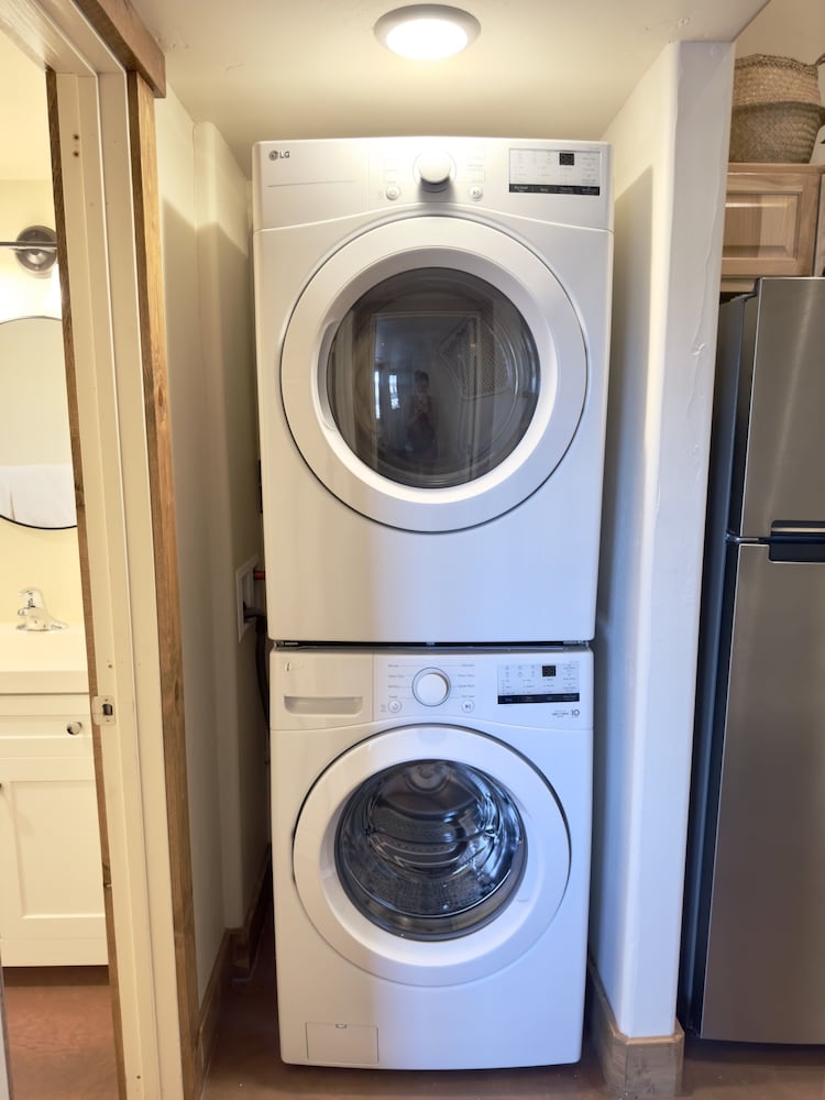 Gooseberry Lodges 35/79