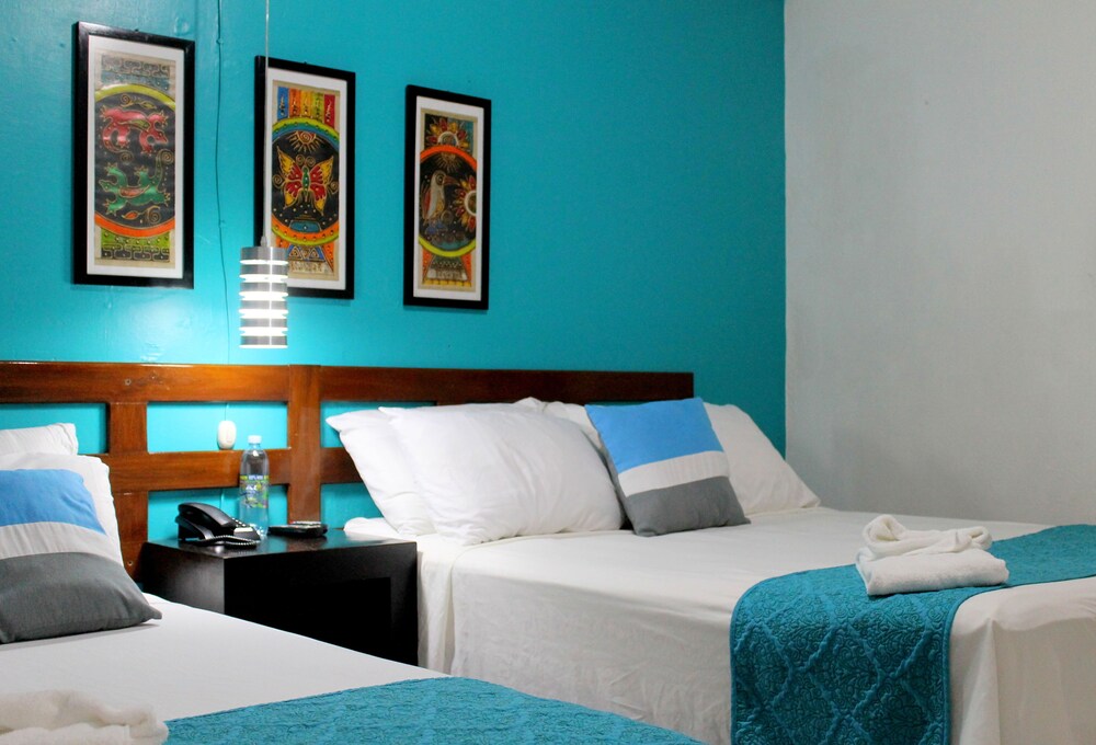 Hotel Tazumal House 23/82