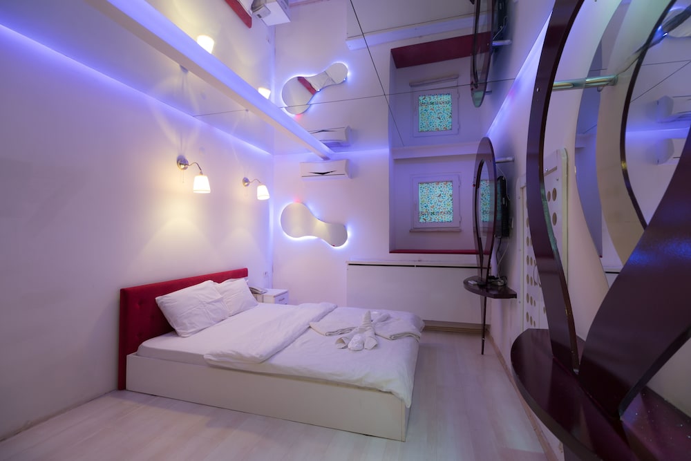 Element Suites 14/65