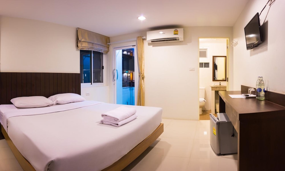 Sunshine Hostel Hua Hin 34/54
