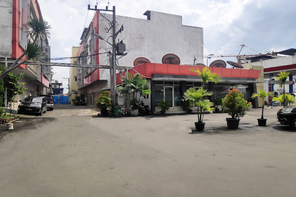 OYO 1377 Os Residence 19/21