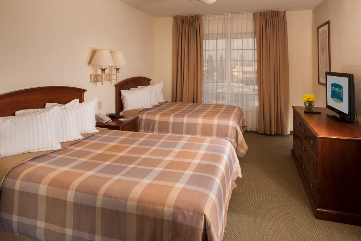 Staybridge Suites Monterrey - San Pedro 12/38