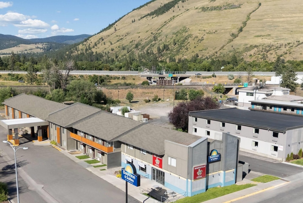 Days Inn and Suites by Wyndham Downtown Missoula-University 60/66