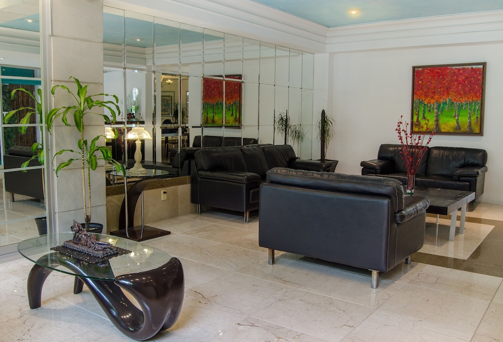 Residence L'heritage Tennyson By Bluebay 18/38