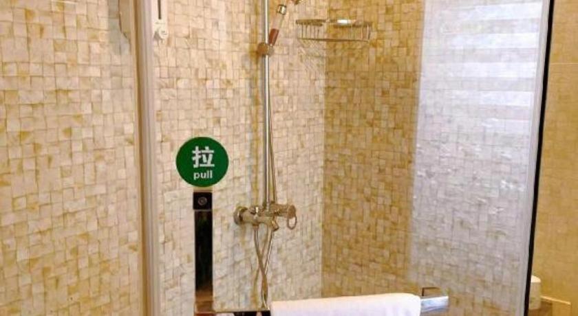 GreenTree Inn ShangHai Fengxian District XiaoTang Road Hotel 39/50