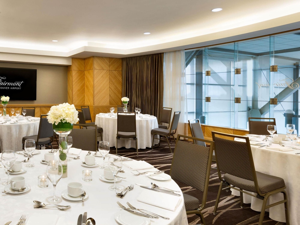 Fairmont Vancouver Airport 68/77